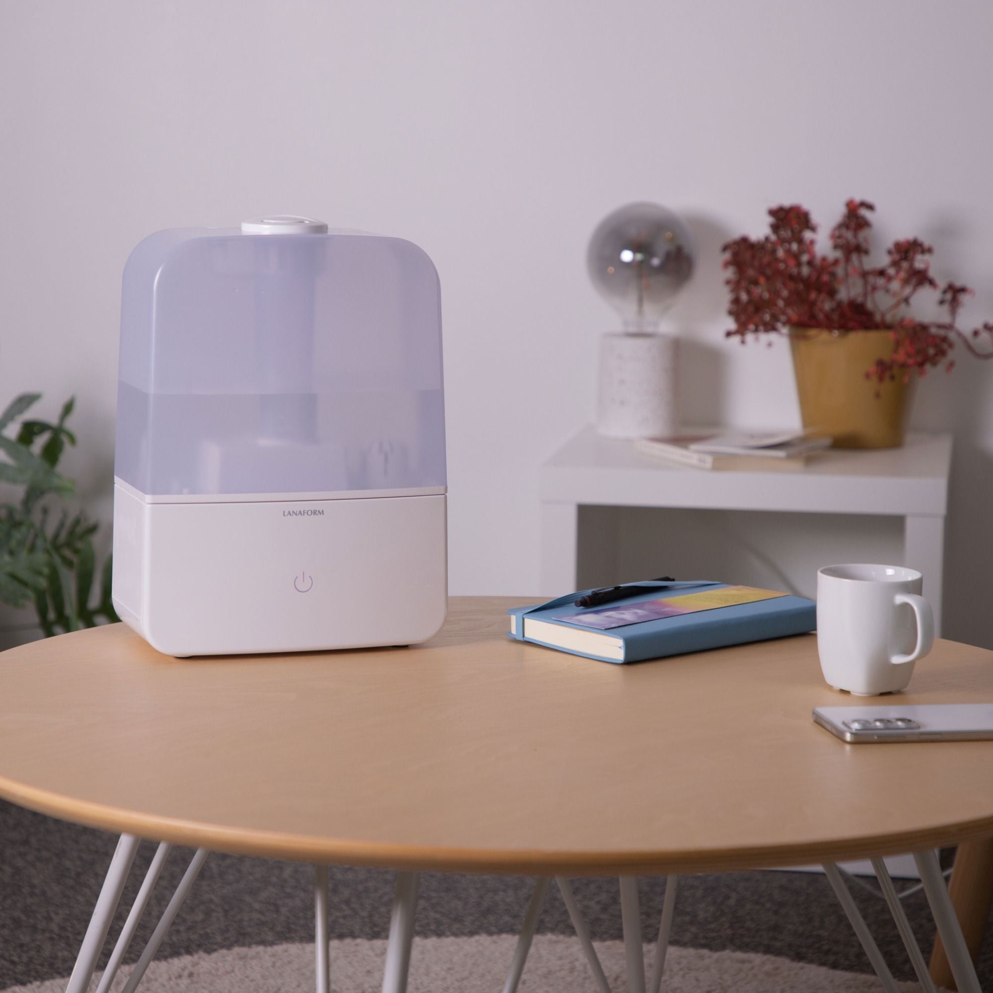 Lanaform Breva – Compact humidifier with adjustable mist output and quiet operation