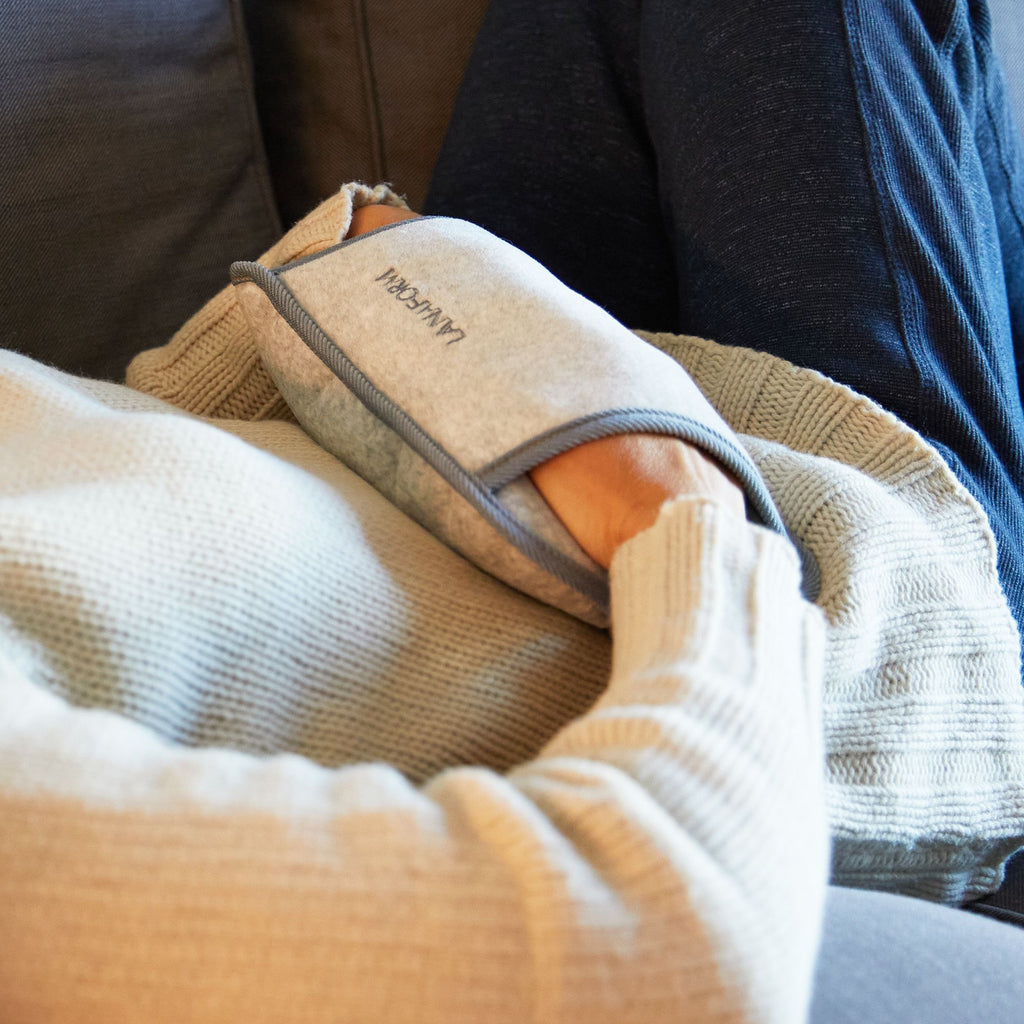 Lanaform Hottle Well-Being – Electric heating pad with soft textile cover